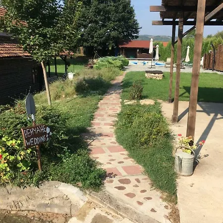 Country house Country House Vuksanovic